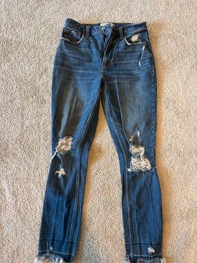 Abercrombie & Fitch Dark Blue Distressed the skinny high rise 26L curve love